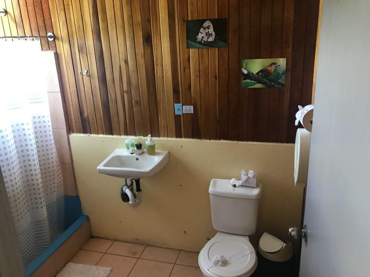 Islas Del Rio Hostel Тиримбина Экстерьер фото
